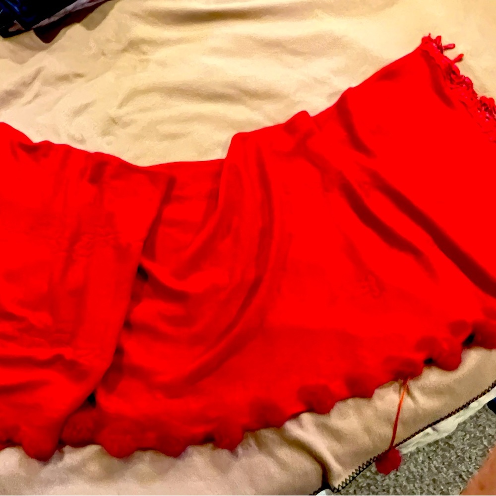 Red wrap